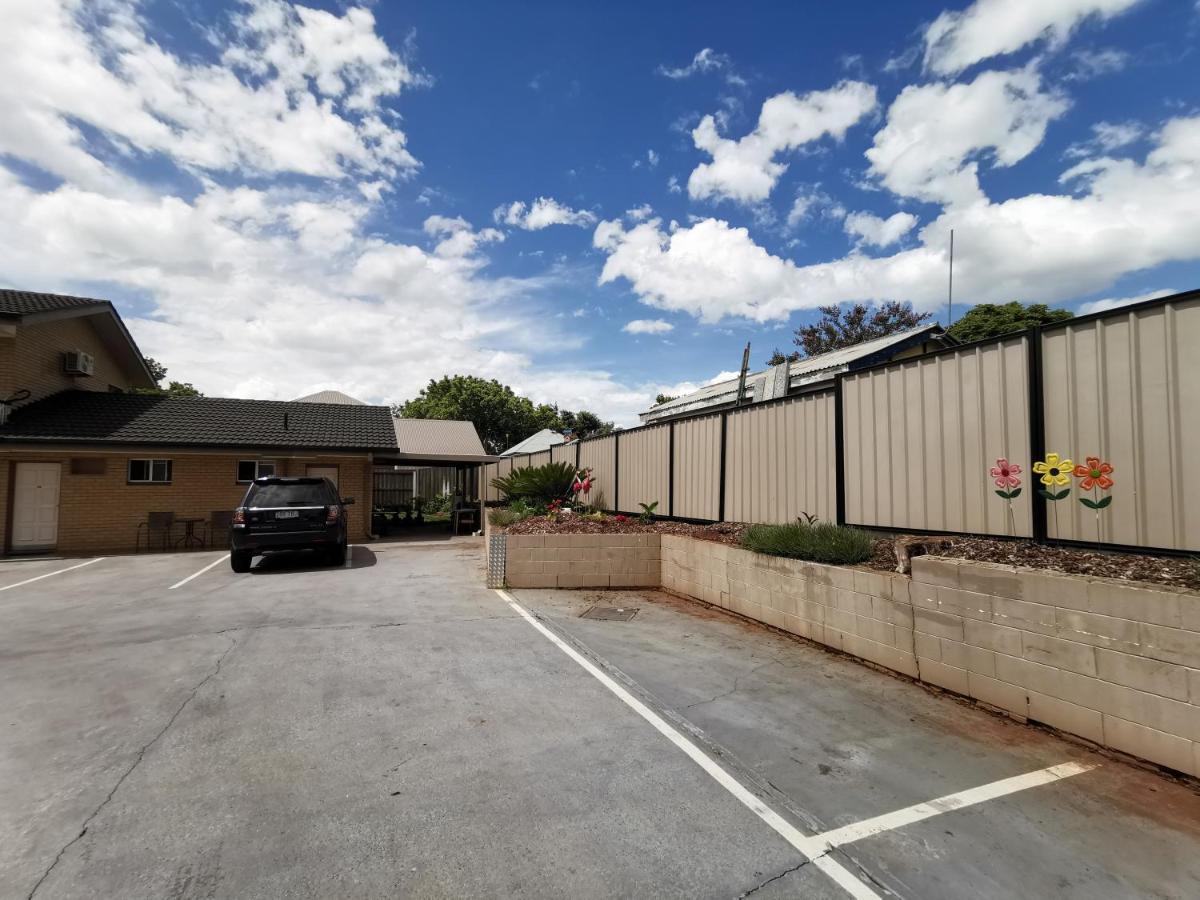 Leichhardt Motor Inn Toowoomba Kültér fotó